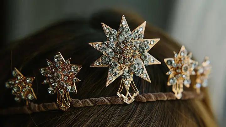7 Celestial Hair Accessories For Brides by Erica Elizabeth Designs Mobile Image