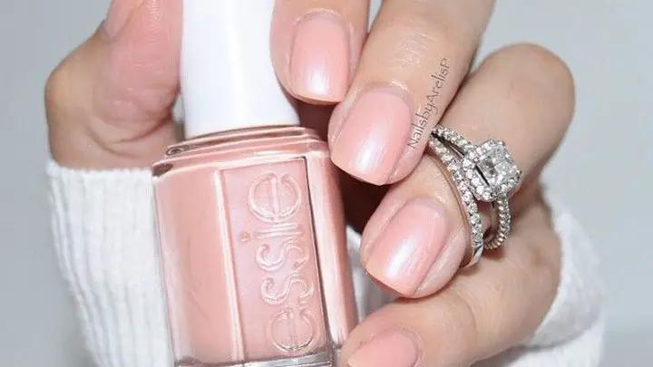 9 Wedding Nails Perfect For Every Bride Mobile Image