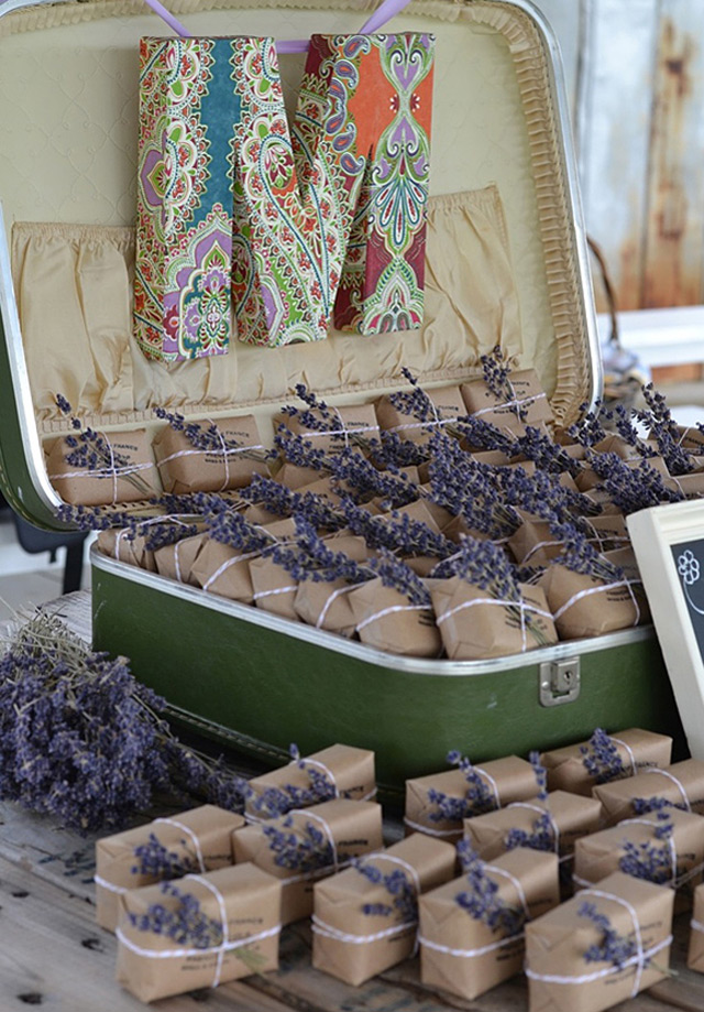 21 Awesome Wedding Favors That Are Not Jam! ~ we ♥ this! moncheribridals.com