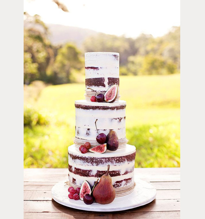 10 Sensational Semi-Naked Wedding Cakes ~ we ❤ this! moncheribridals.com