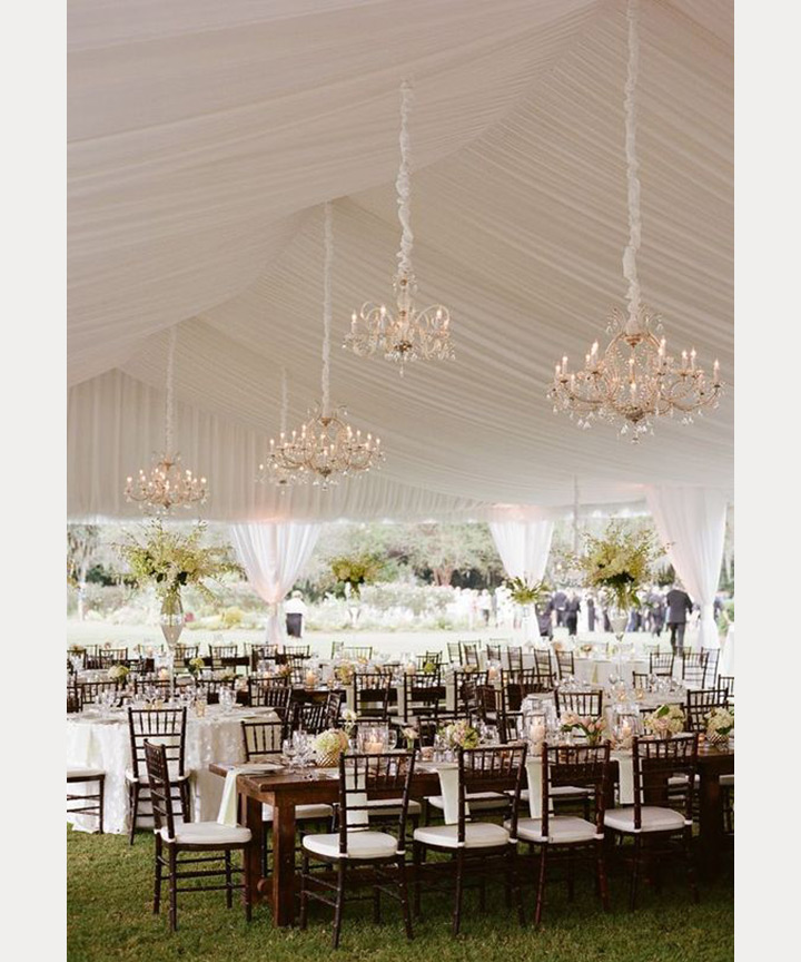 white wedding decor ~ we ❤ this! moncheribridals.com